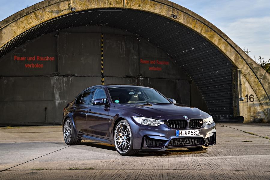  BMW M3 30 Years M3 2016 года  (фото 17 из 43)
